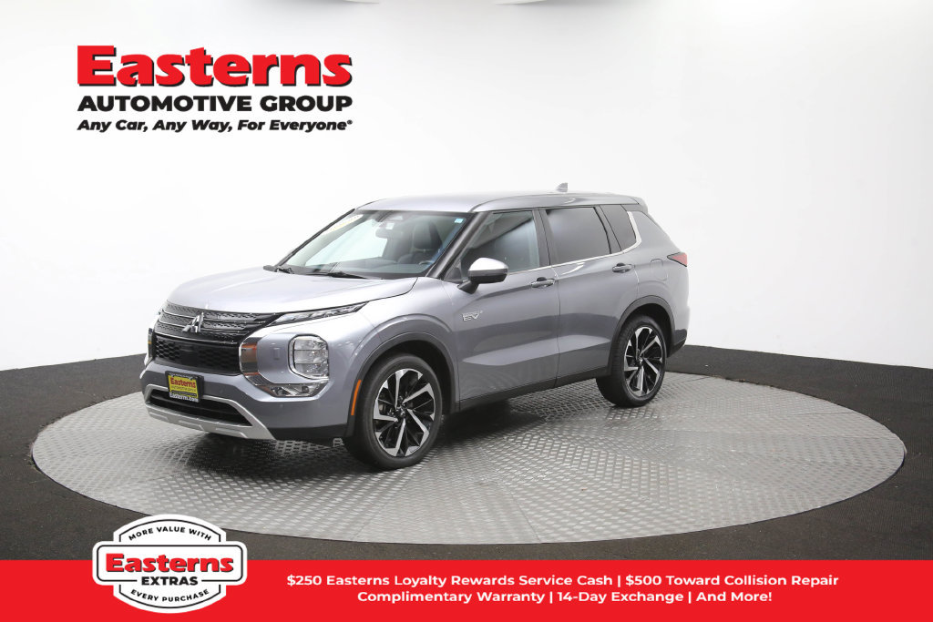 Used 2023 Mitsubishi Outlander SE AWD/4WD image 57
