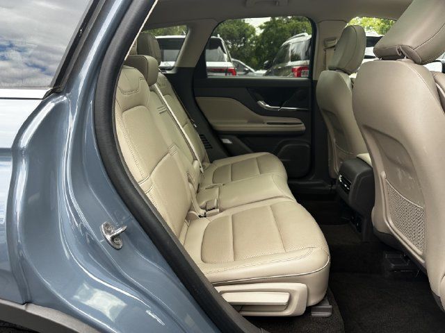 Certified 2023 Lincoln Corsair Reserve w/ Equipment Group 201A AWD/4WD image 38