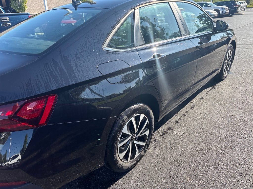 Used 2026 Volkswagen Jetta S FWD image 9
