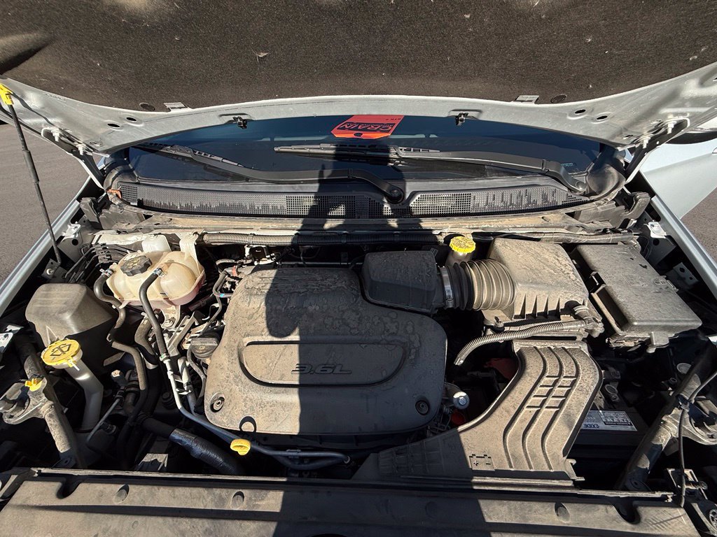 Used 2023 Chrysler Pacifica Touring-L FWD image 32