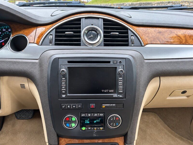 Used 2010 Buick Enclave CXL w/ Trailering Provision Package AWD/4WD image 17