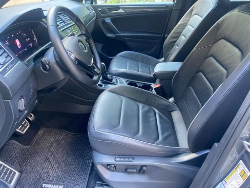 Used 2020 Volkswagen Tiguan SEL Premium R-Line image 6