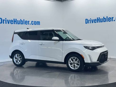 Used 2023 Kia Soul LX w/ Option Group 015 image 5