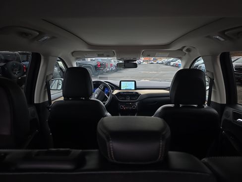 Used 2022 Ford Escape Titanium w/ Titanium Elite Package image 19