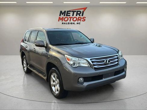 Used 2010 Lexus GX 460 image 3