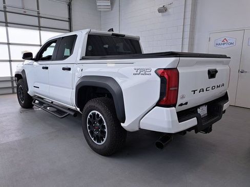 Used 2024 Toyota Tacoma TRD Off-Road AWD/4WD image 7
