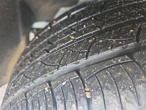 Certified 2024 Ford Edge SEL w/ Convenience Package image 22