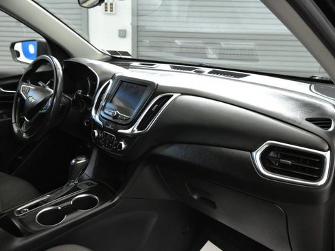 Used 2020 Chevrolet Equinox LT image 16