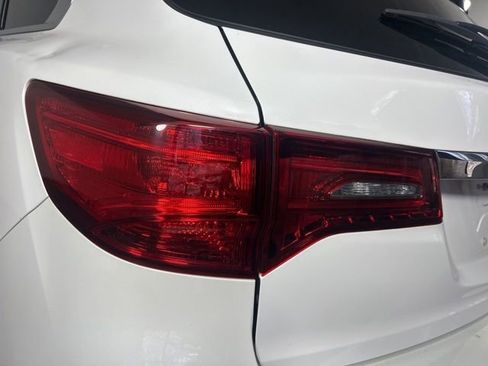 Used 2020 Acura MDX SH-AWD image 12