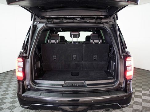 Used 2021 Ford Expedition Limited image 8