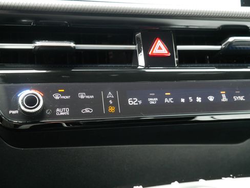 Certified 2023 Kia EV6 GT-Line AWD/4WD image 23