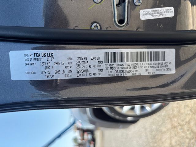 Used 2018 Jeep Cherokee Limited AWD/4WD image 25