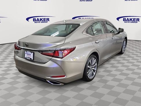 Used 2019 Lexus ES 350 w/ Premium Package FWD image 5