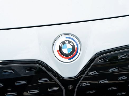 Used 2023 BMW i4 M50 AWD/4WD image 7