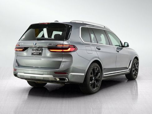 Used 2026 BMW X7 xDrive40i AWD/4WD image 5