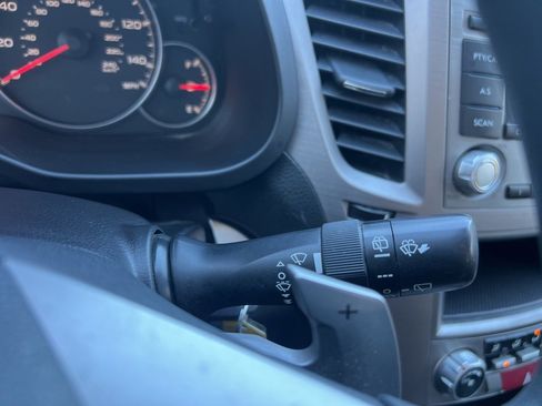 Used 2013 Subaru Outback 2.5i image 32