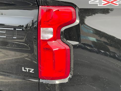 Certified 2025 Chevrolet Silverado 1500 LTZ image 52