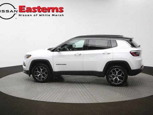Used 2025 Jeep Compass Limited AWD/4WD image 59