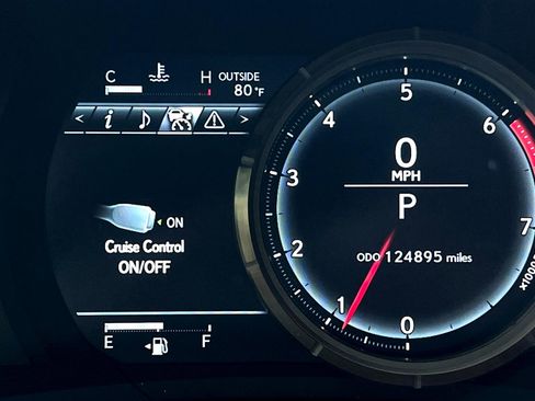 Used 2017 Lexus RC 200t F Sport image 18