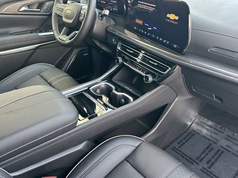 New 2026 Chevrolet Traverse High Country FWD image 25
