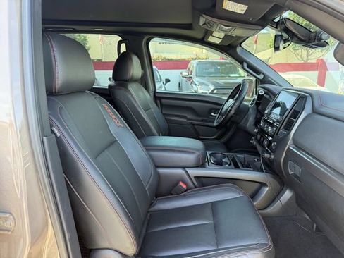 Used 2021 Nissan Titan PRO-4X w/ Pro-4x Convenience Package AWD/4WD image 31