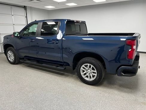 Used 2022 Chevrolet Silverado 1500 RST w/ Convenience Package II AWD/4WD image 6