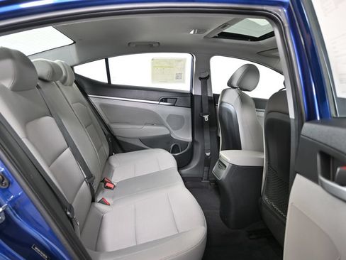 Used 2018 Hyundai Elantra Value Edition FWD image 15