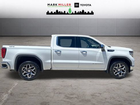 Used 2022 GMC Sierra 1500 SLT AWD/4WD image 7