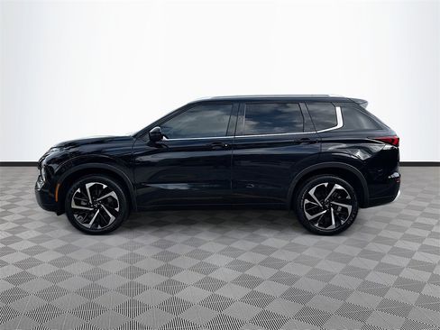 Used 2022 Mitsubishi Outlander SEL image 9