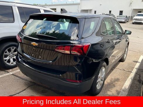 Used 2024 Chevrolet Equinox LS w/ Driver Confidence II Package FWD image 6