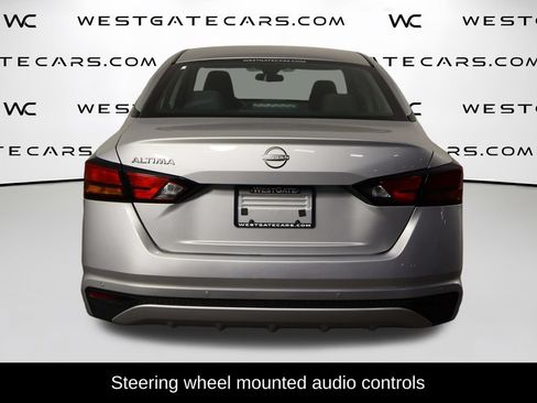 Used 2024 Nissan Altima 2.5 S FWD image 4