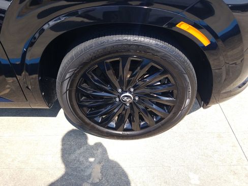 Used 2024 Hyundai Palisade Calligraphy image 25