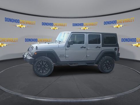 Used 2013 Jeep Wrangler Unlimited Sport AWD/4WD image 11