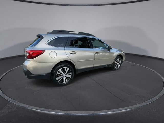 Used 2019 Subaru Outback 2.5i Limited AWD/4WD image 8