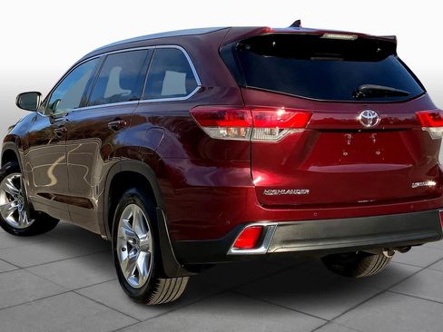 Used 2019 Toyota Highlander Limited image 11