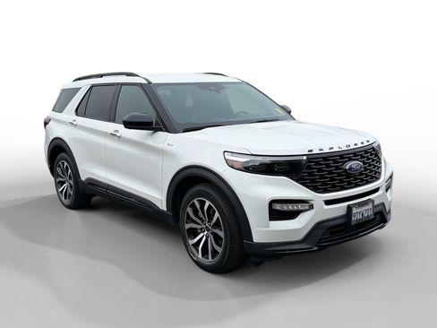 Certified 2022 Ford Explorer ST-Line image 7