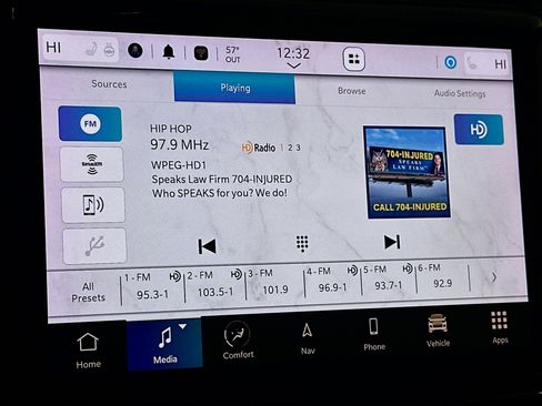 Used 2023 Jeep Grand Cherokee L Limited image 21