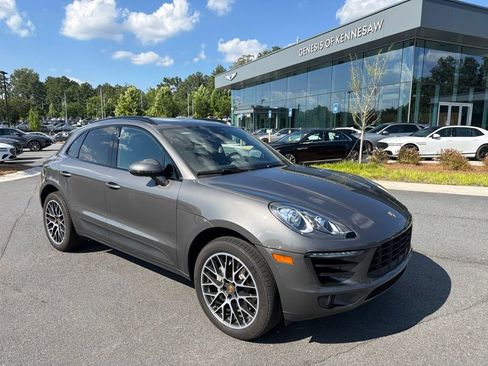 Used 2018 Porsche Macan S AWD/4WD image 1