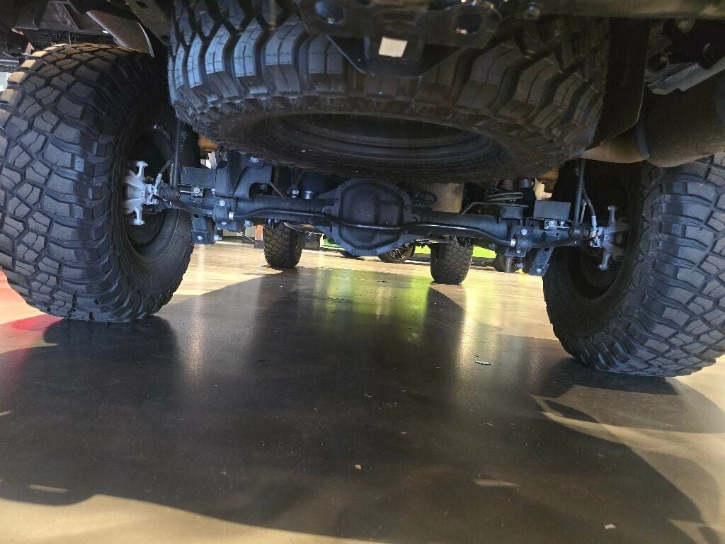 Used 2022 Jeep Gladiator Rubicon w/ LED Lighting Group AWD/4WD image 45