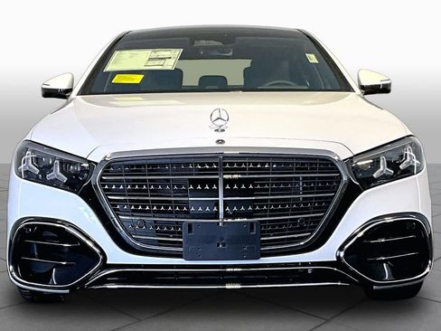 New 2027 Mercedes-Benz S 580 4MATIC Sedan image 2