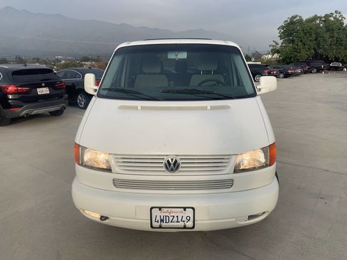 Used 2002 Volkswagen Eurovan MV image 4