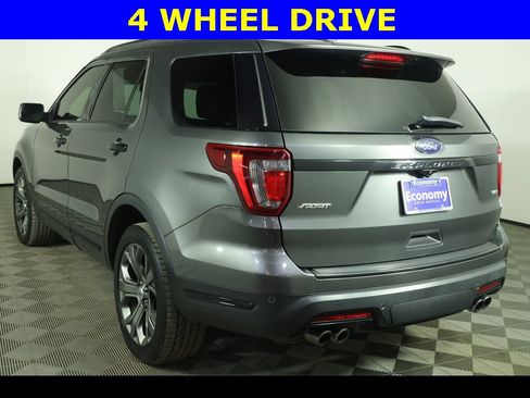 Used 2018 Ford Explorer Sport image 5