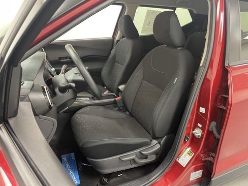 Used 2023 Nissan Kicks SV image 19