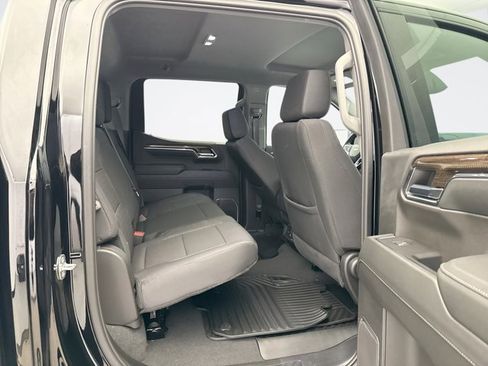 Used 2024 Chevrolet Silverado 1500 LT image 17