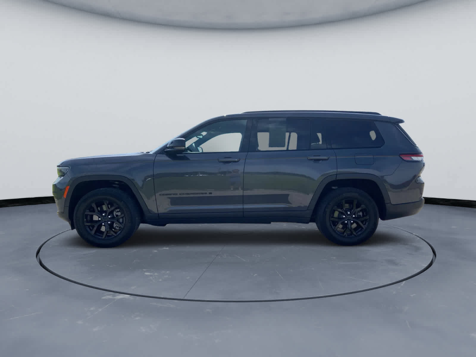 Used 2024 Jeep Grand Cherokee L Altitude AWD/4WD image 13