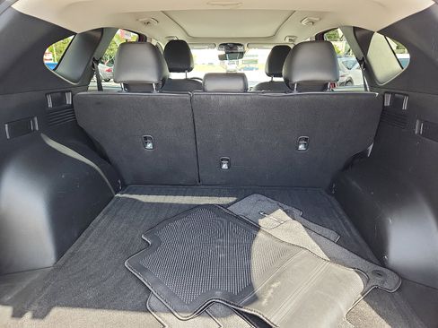 Certified 2022 Hyundai Tucson Limited w/ Winter Package image 25