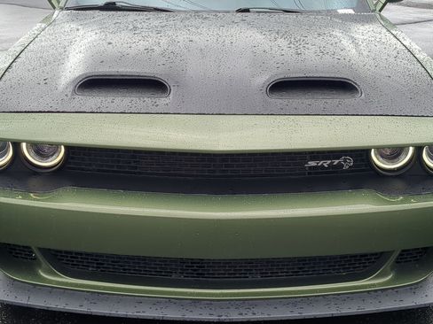 Used 2018 Dodge Challenger SRT Hellcat image 9