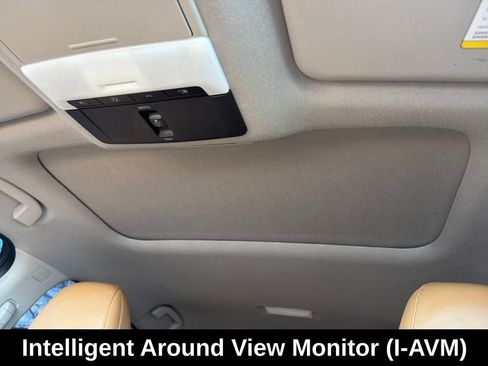 Used 2024 Nissan Sentra SV w/ SV Premium Package image 25