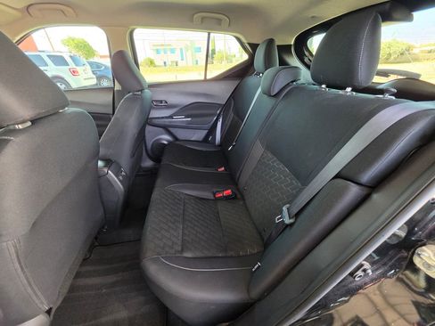 Used 2024 Nissan Kicks SV FWD image 18