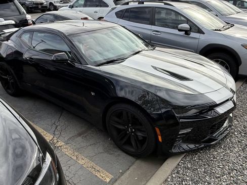 Used 2016 Chevrolet Camaro SS image 1